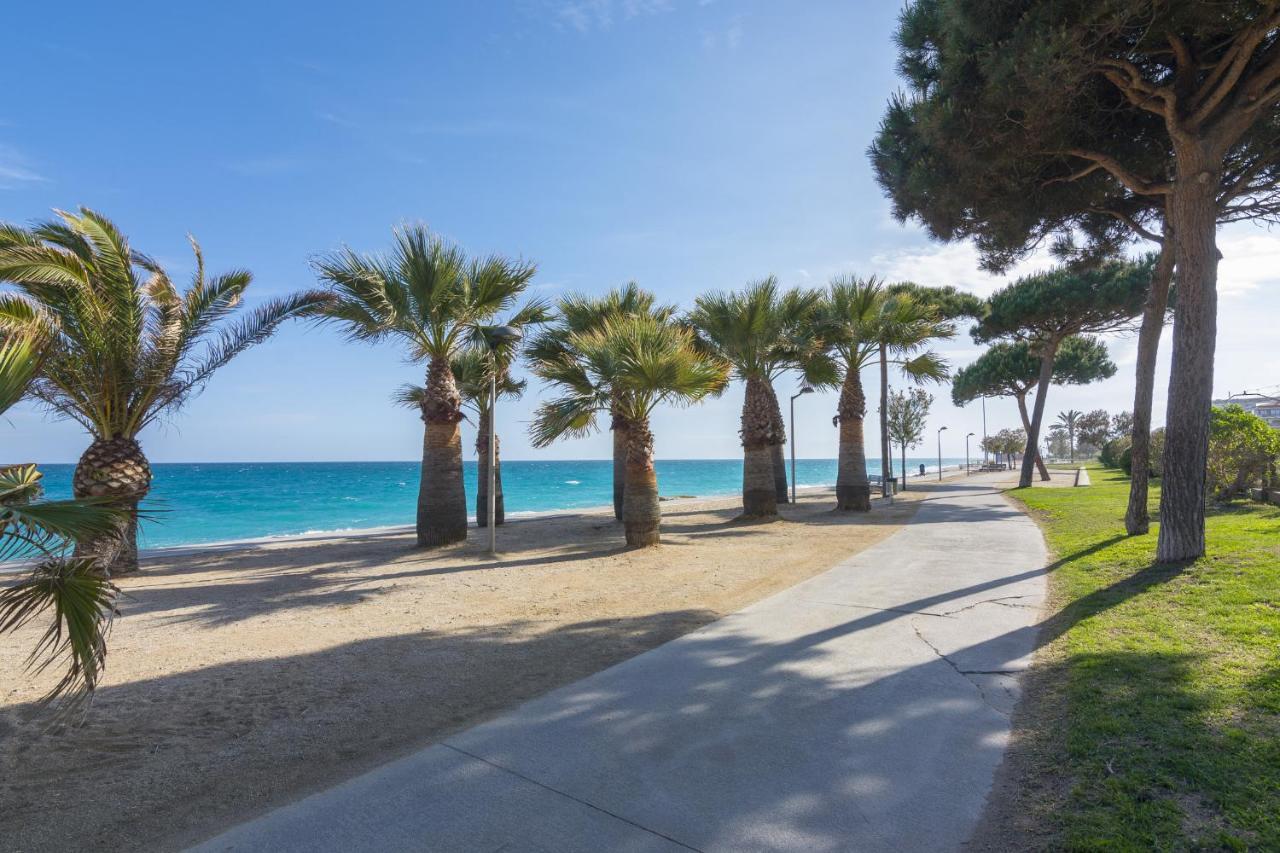 Homeholidaysrentals Margot - Costa Barcelona Pineda de Mar Eksteriør bilde